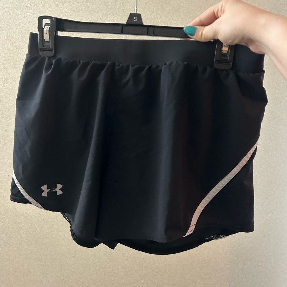 Under Armour Black Shorts Loose